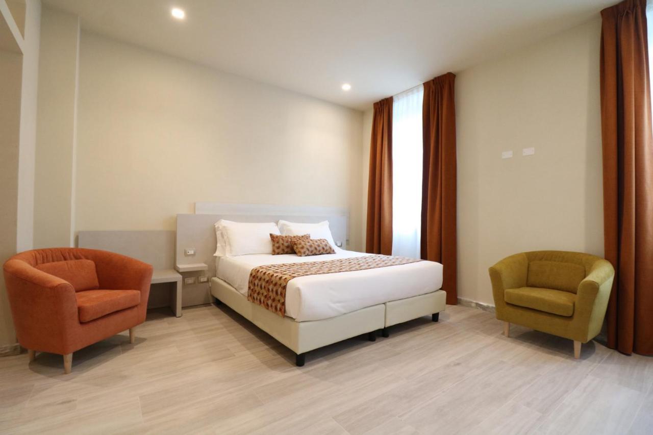 Doride Suites Boutique Hotel Marina Di Carrara Exteriör bild