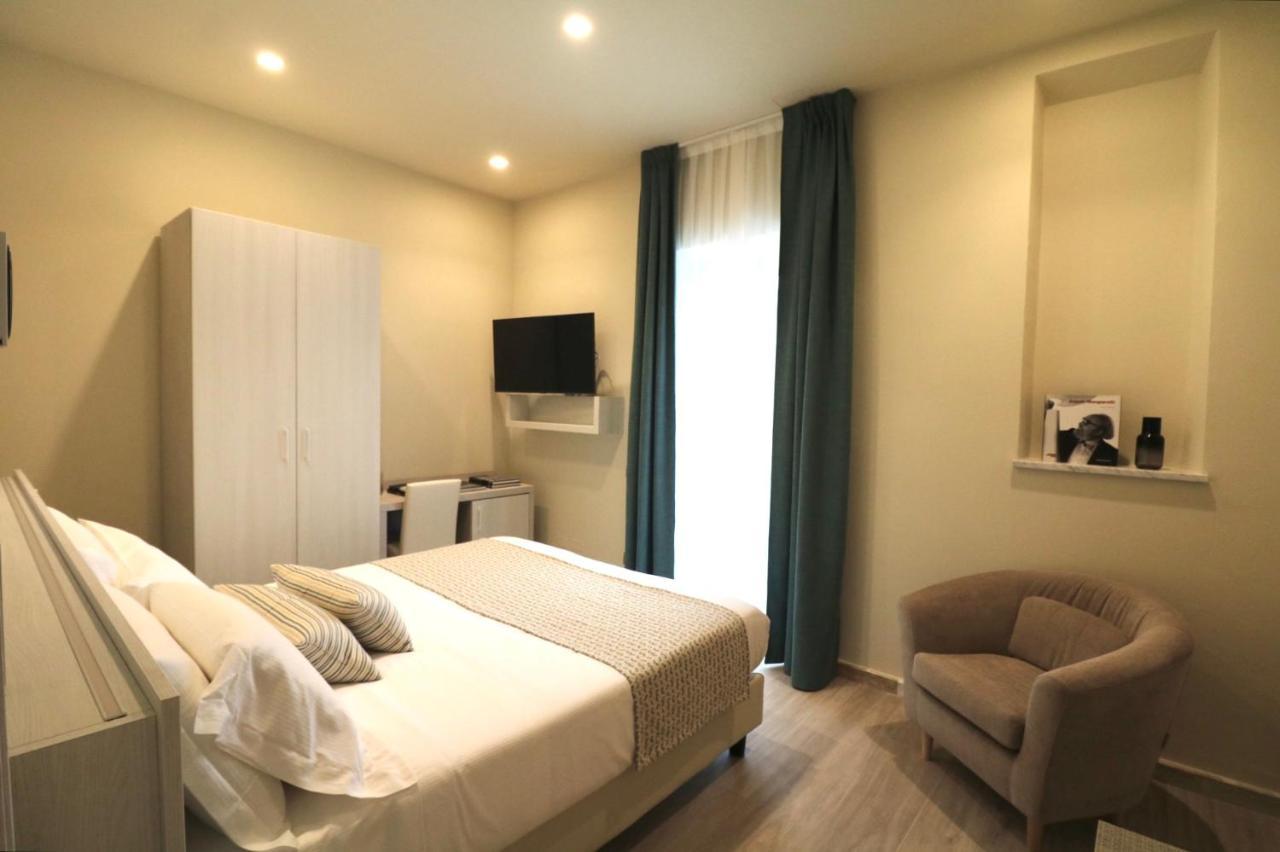 Doride Suites Boutique Hotel Marina Di Carrara Exteriör bild