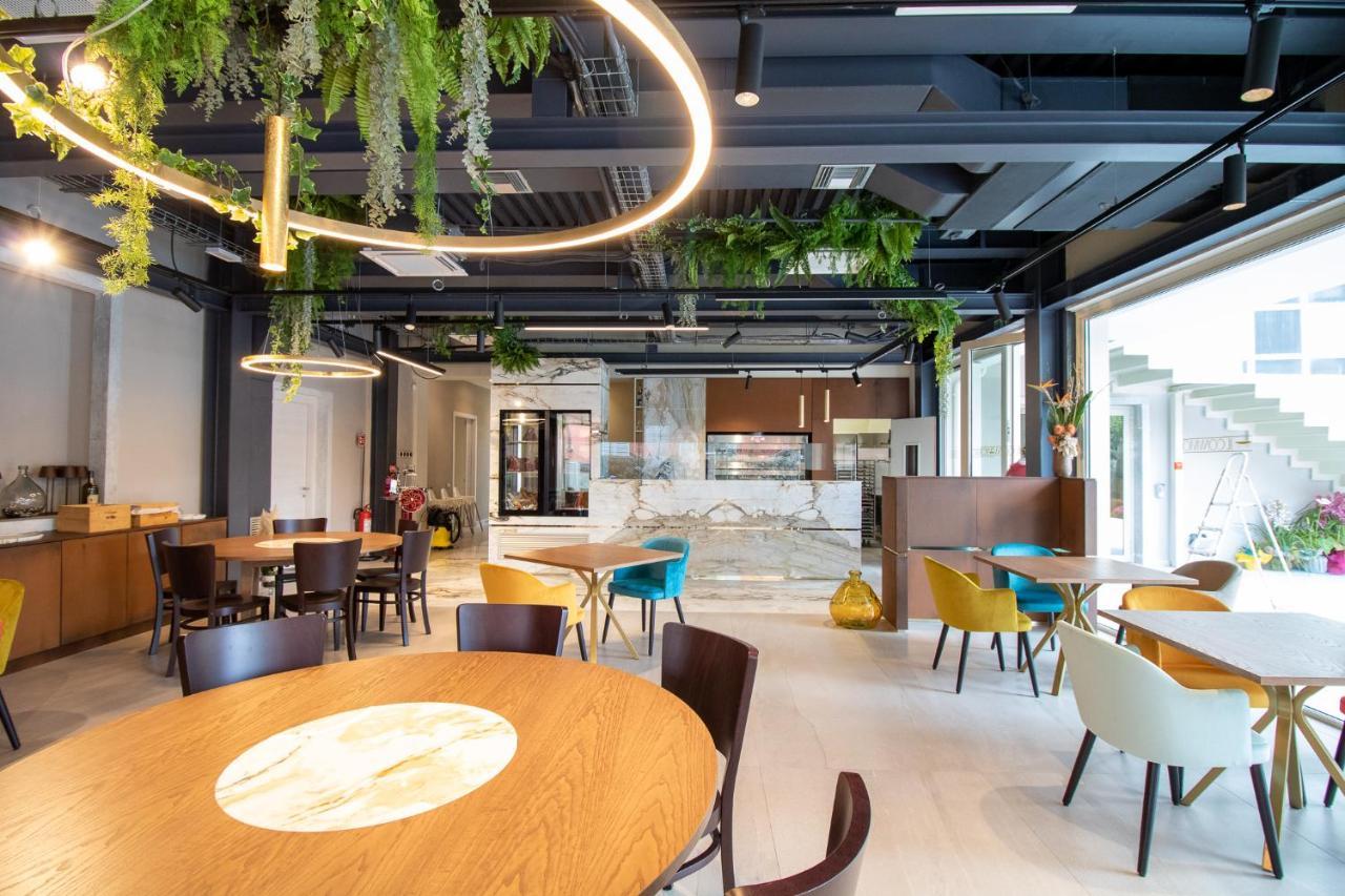 Doride Suites Boutique Hotel Marina Di Carrara Exteriör bild
