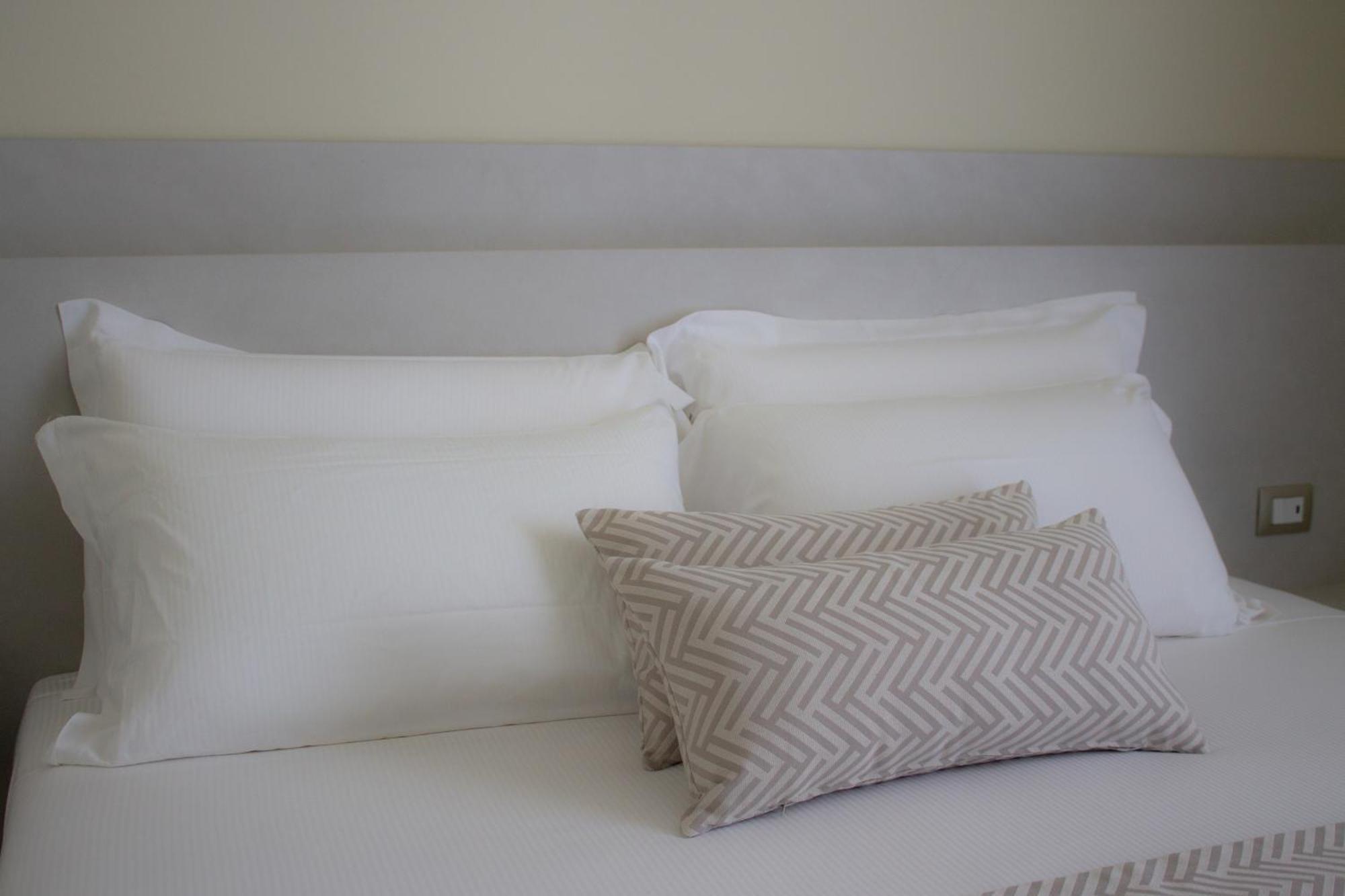 Doride Suites Boutique Hotel Marina Di Carrara Exteriör bild